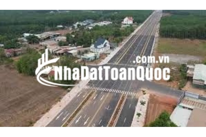 300tr sở hữu lô đất thổ cư, sổ sẳn mặt tiền DT 753 , cách chợ Tân Phước chỉ 50m